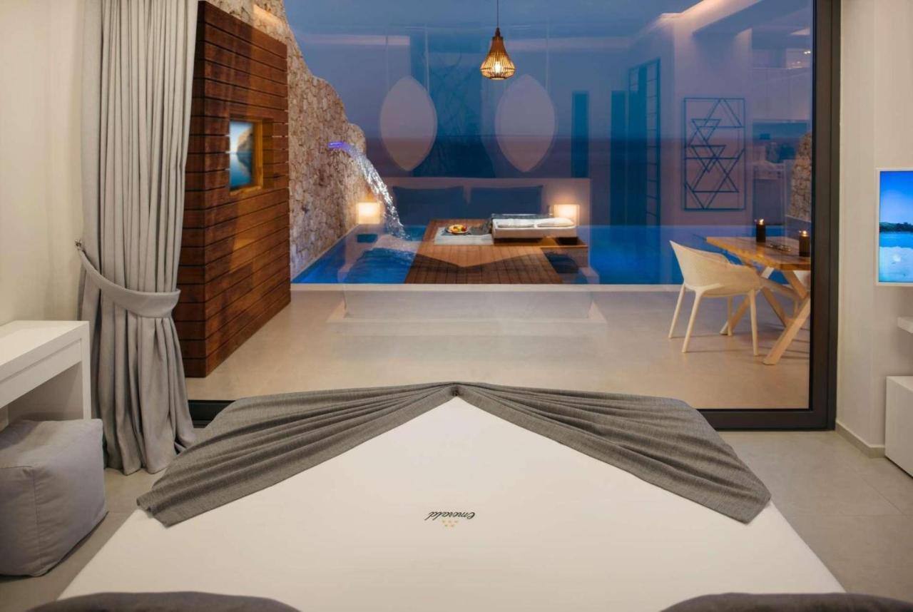 Emerald Cave Suites Agios Nikolaos  Luaran gambar